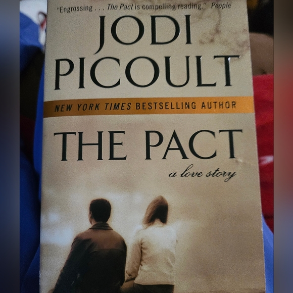 Jodi Piccoult book - Picture 1 of 5